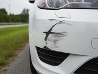 Cómo quitar los arañazos superficiales de la carrocería con los productos adecuados